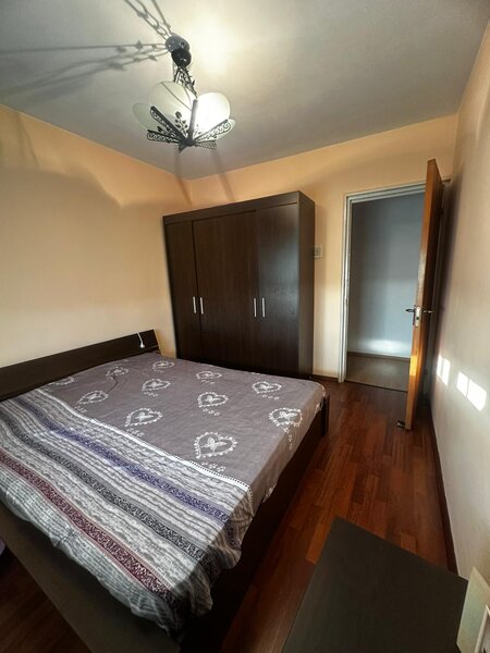 Drumul Taberei, Str. Pestera Scarisoara vis-a-vis de Colegiul Elena Cuza.